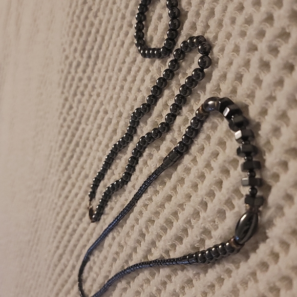 Hematite Necklaces, Bracelet & Earrings - Picture 2 of 5